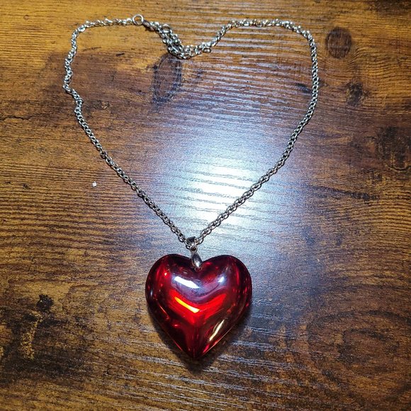 Valentine Red Heart 1.5" Pendant Necklace - Picture 2 of 13